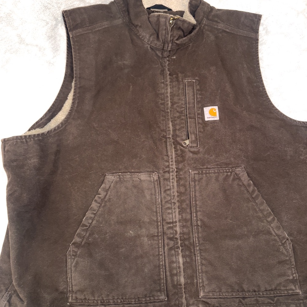 Carhartt Sherpa lined vest
